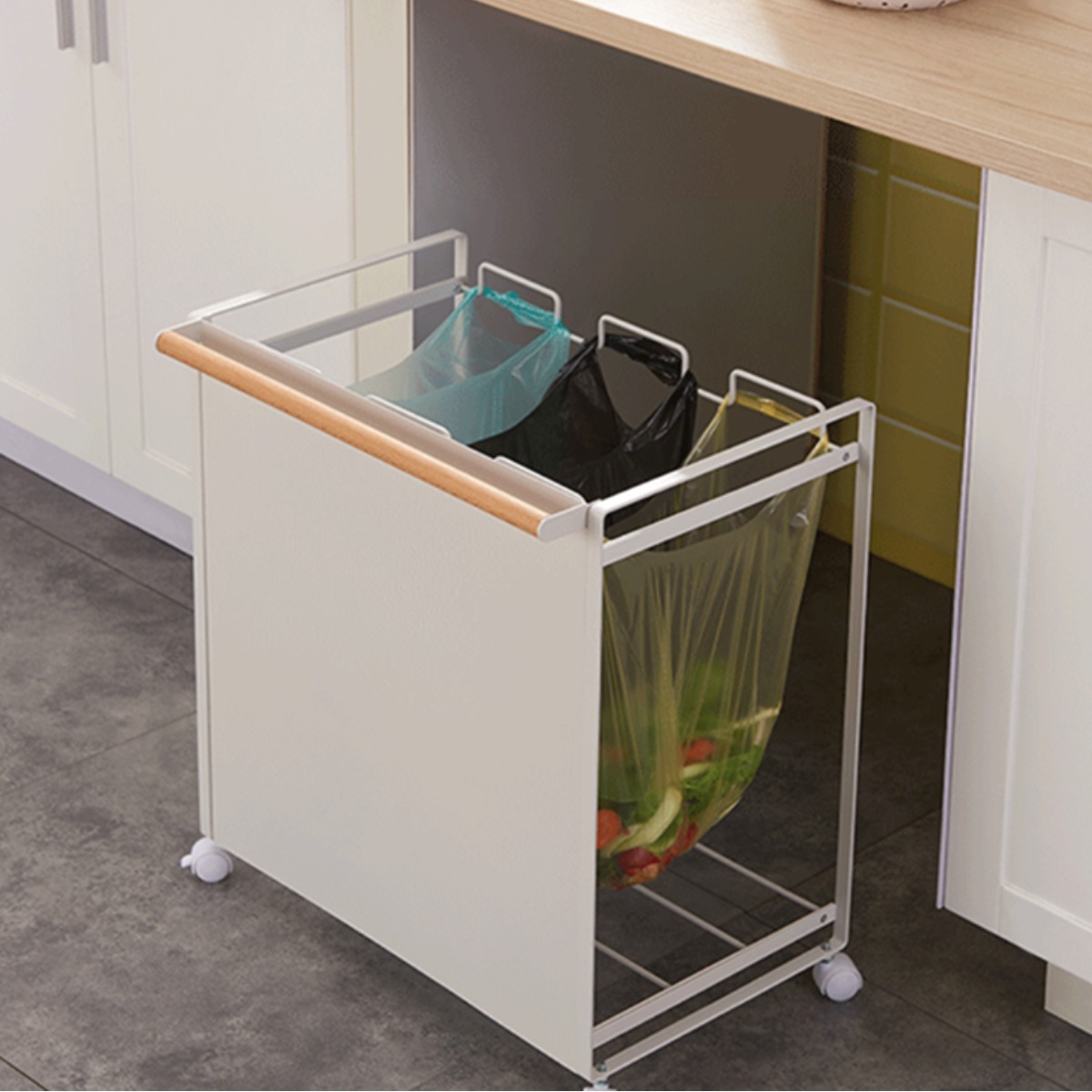 Izeriel 철제 수납 3단 이동식 분리수거 트롤리 분리수거함 분리수거대 주방 쓰레기통 걸이식 스텐 재활용 쓰게기통 바퀴 포함 59,800원