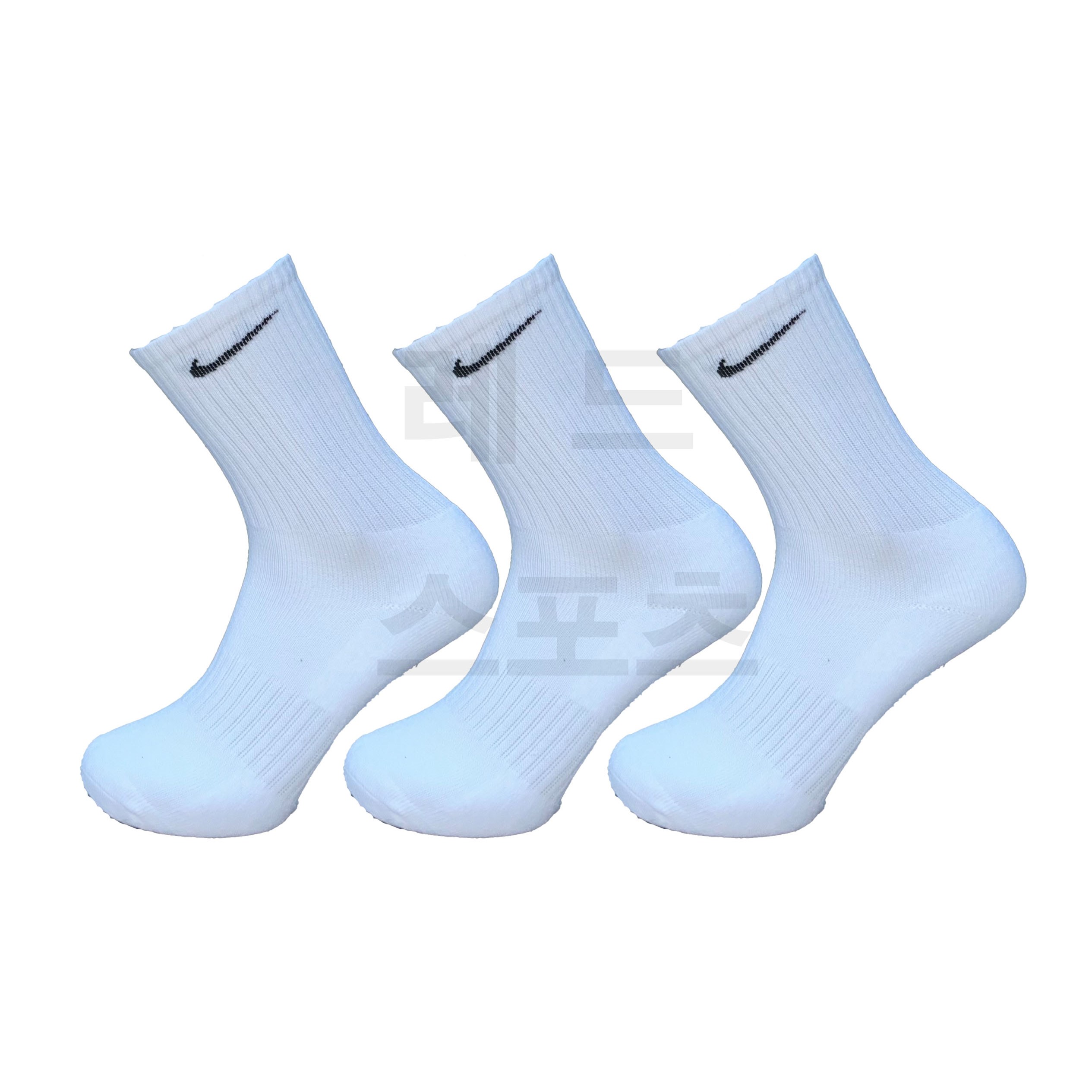 (무료반품)나이키 에브리데이 쿠션 트레이닝 크루 장목 양말 3켤레 1세트 8,920원