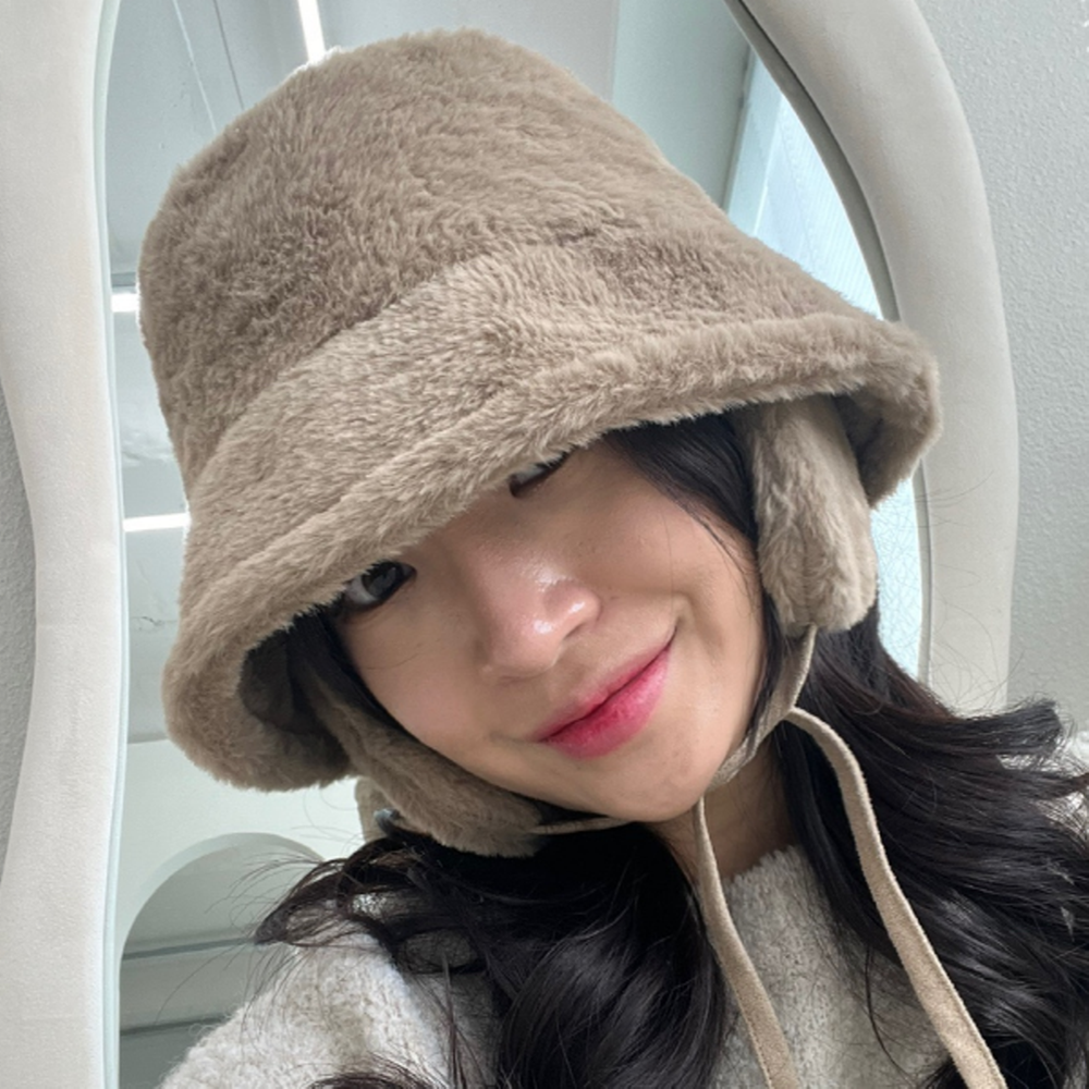 디베일 페이크 퍼 버킷햇 귀달이 벙거지 귀마개 겨울 스키장 방한 모자 23,000원