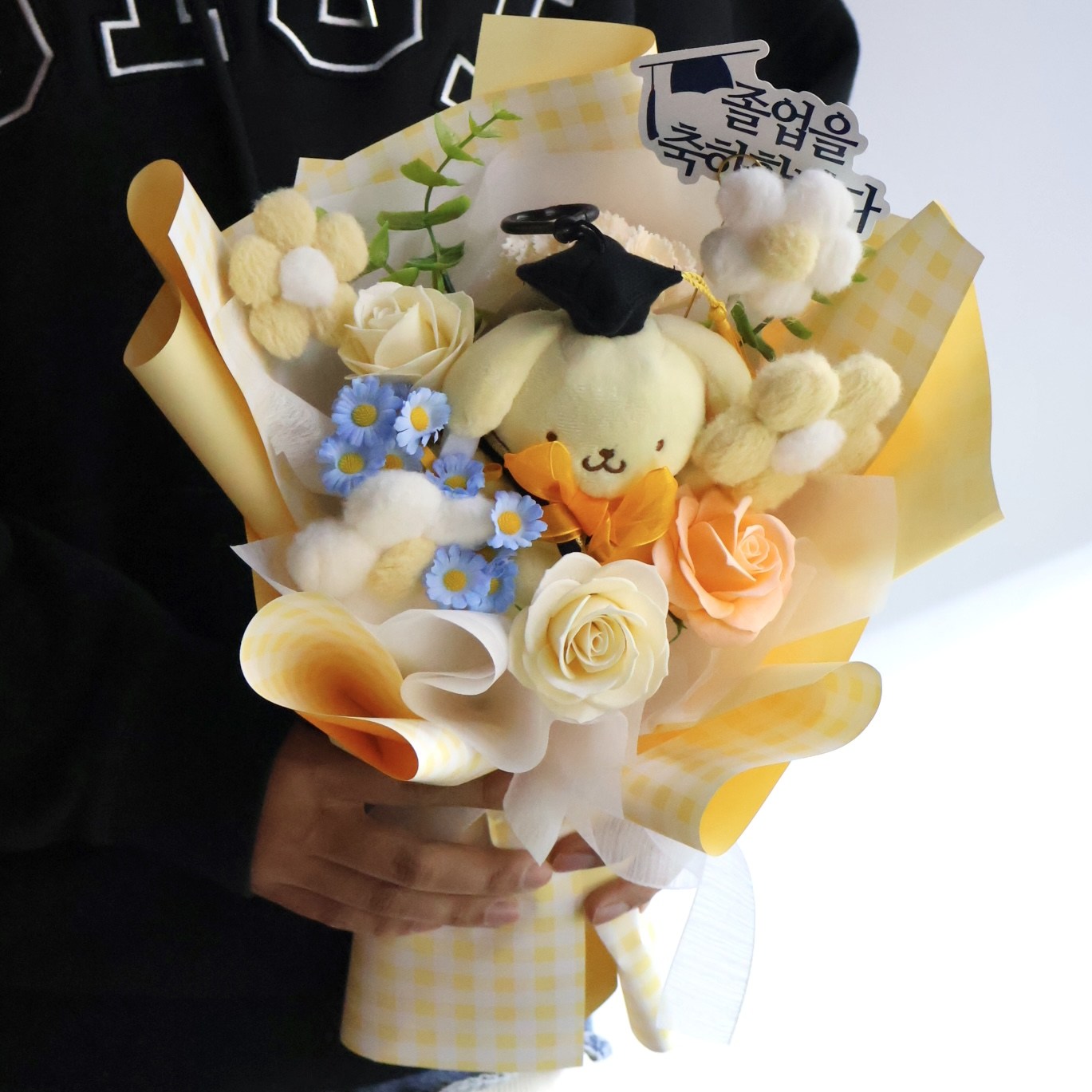 블루밍가든 학사모 인형꽃다발, 1개, 폼폼푸린 29,900원