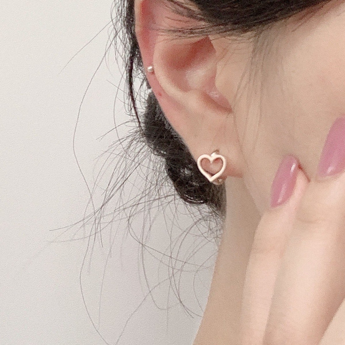 실버925 루미에르 데일리 원터치 하트 은귀걸이 23,900원