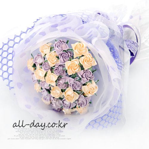 올데이 ((완성품))행복을 주는사람 종이장미 꽃다발, 50개, 1set 59,400원