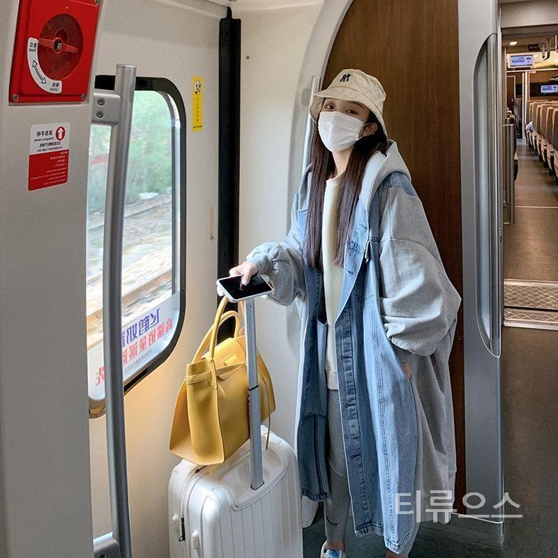 티류으스 오버핏 후드 데님 롱자켓 20,610원