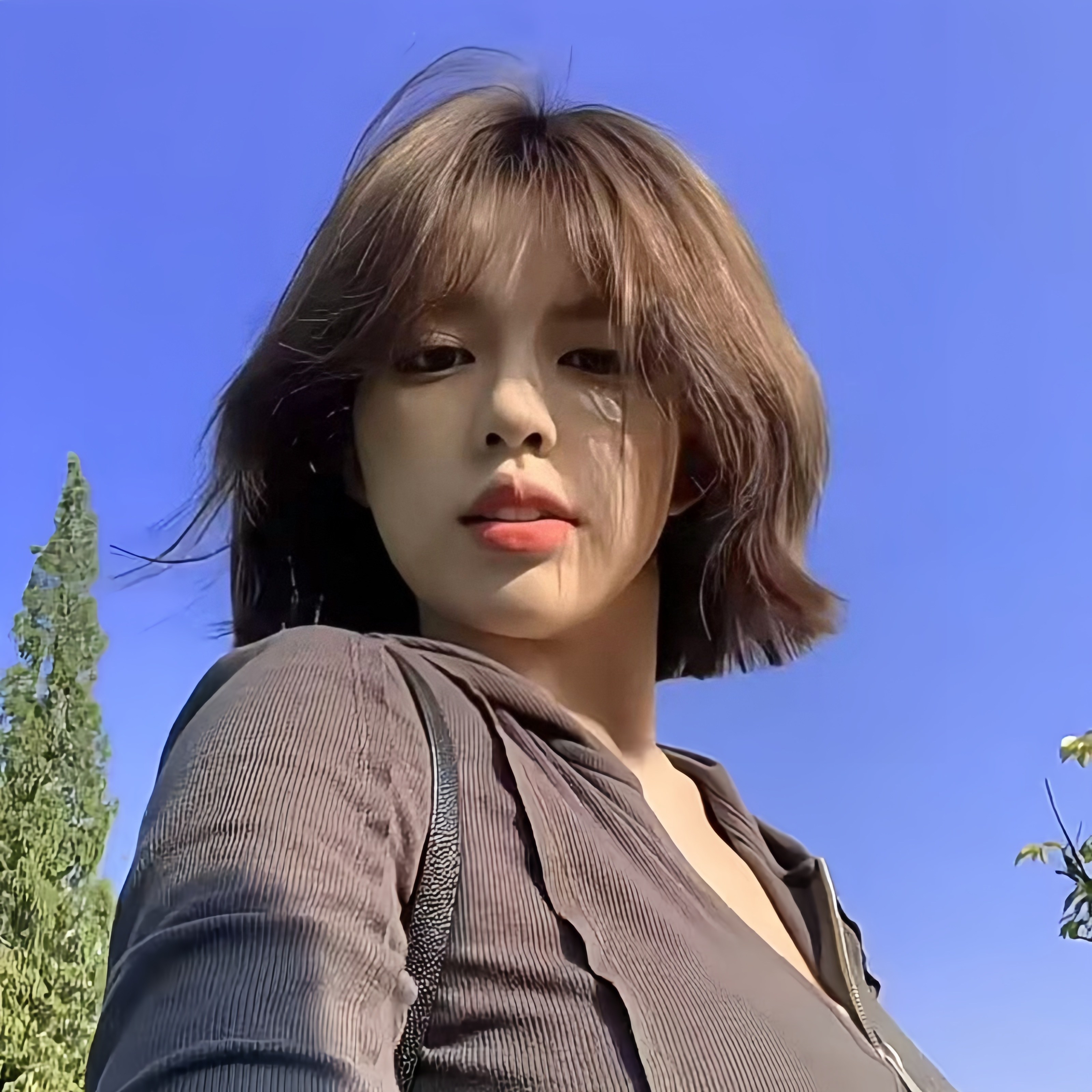 큐엔유 여성 통가발 웨이브 단발머리 중단발, 1개, 쿨브라운 22,600원