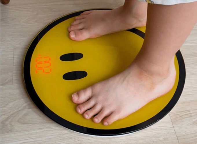 유닛키즈 스마일 가정 몸무게 디지털 체중계 전자저울 32,500원