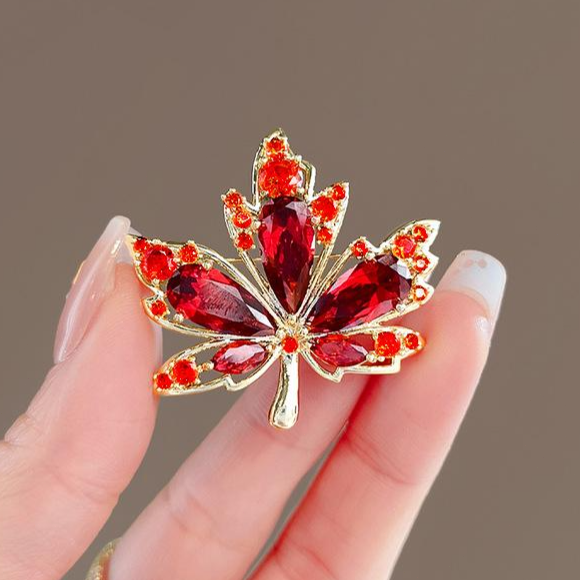 NXNA 도금14K 레드 단풍 노출 방지 호석 브로치 여 고급스러운 고급스러운 넥타이 BLCZW-XZ003 56,000원