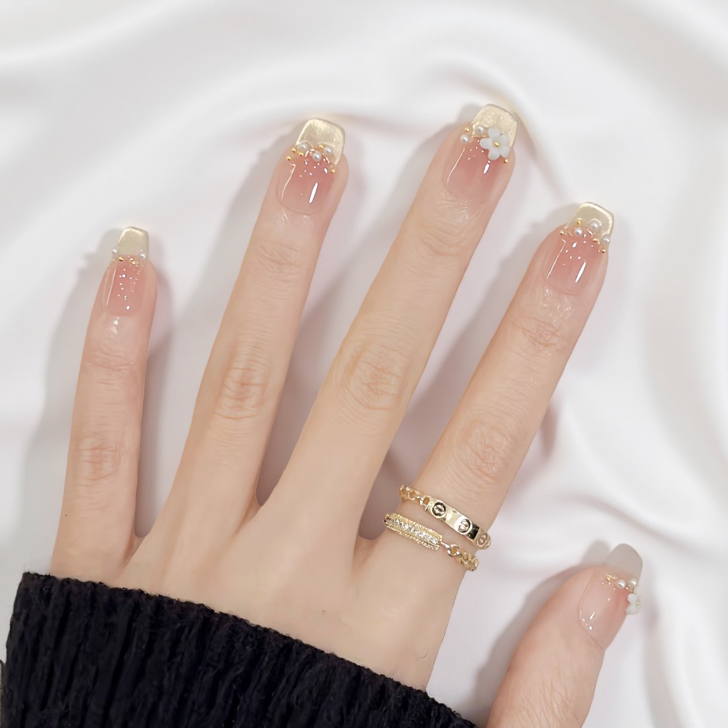 Miri&Ju 데일리 디자인 셀프 네일아트 붙이는 네일팁 24P, 1개, 03-러블리 플라워 8,500원