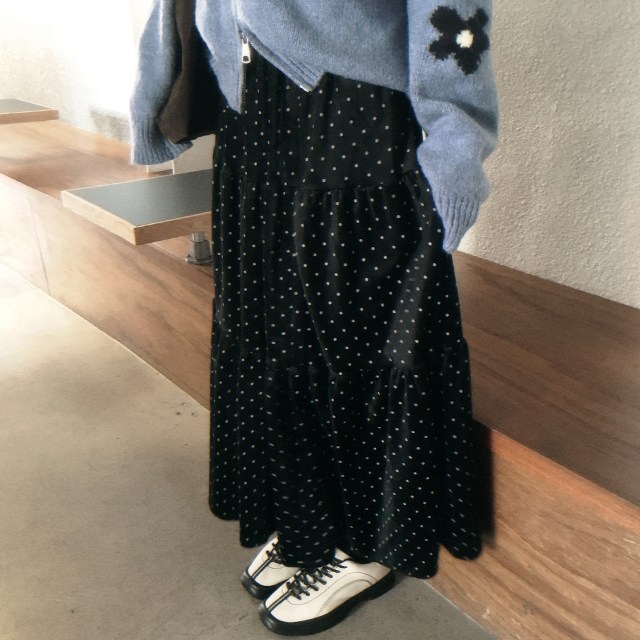 피니 (벨벳/겨울까지..) 소미 도트 벨벳 캉캉 롱스커트 (2color) 겨울스커트 가을스커트 캉캉스커트 맥시스커트 벨벳스커트 모리걸 빈티지 러블리룩 27,800원