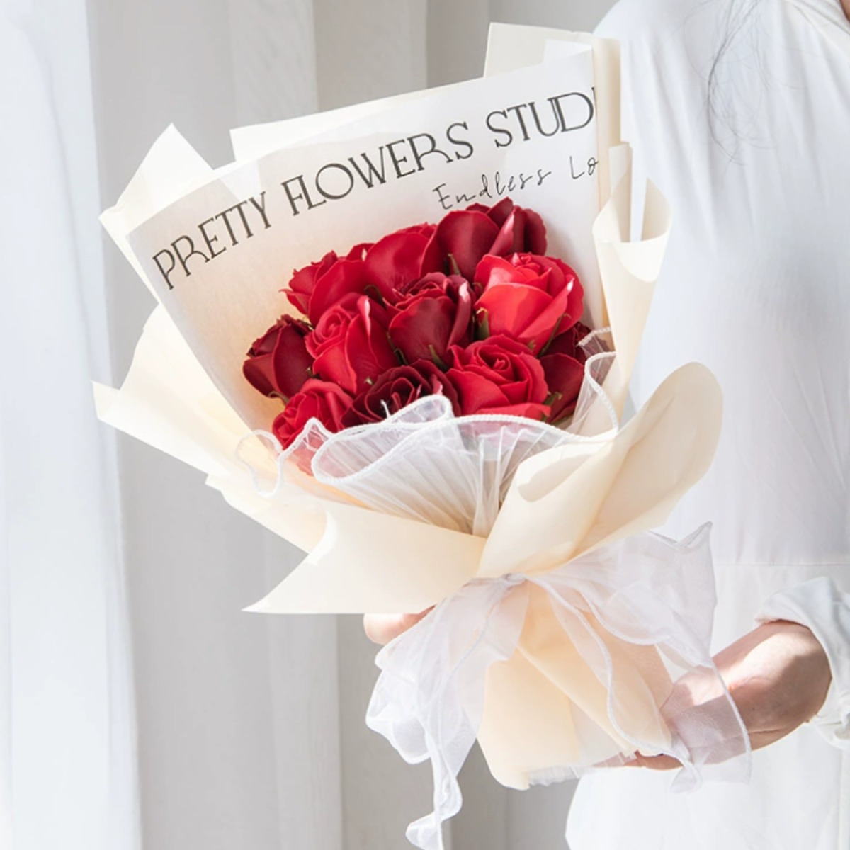 [ 특가세일 ! ] 로맨틱 비누꽃 장미 꽃다발 + 쇼핑백 세트 더영흥 MJS JOYFUL 9,990원