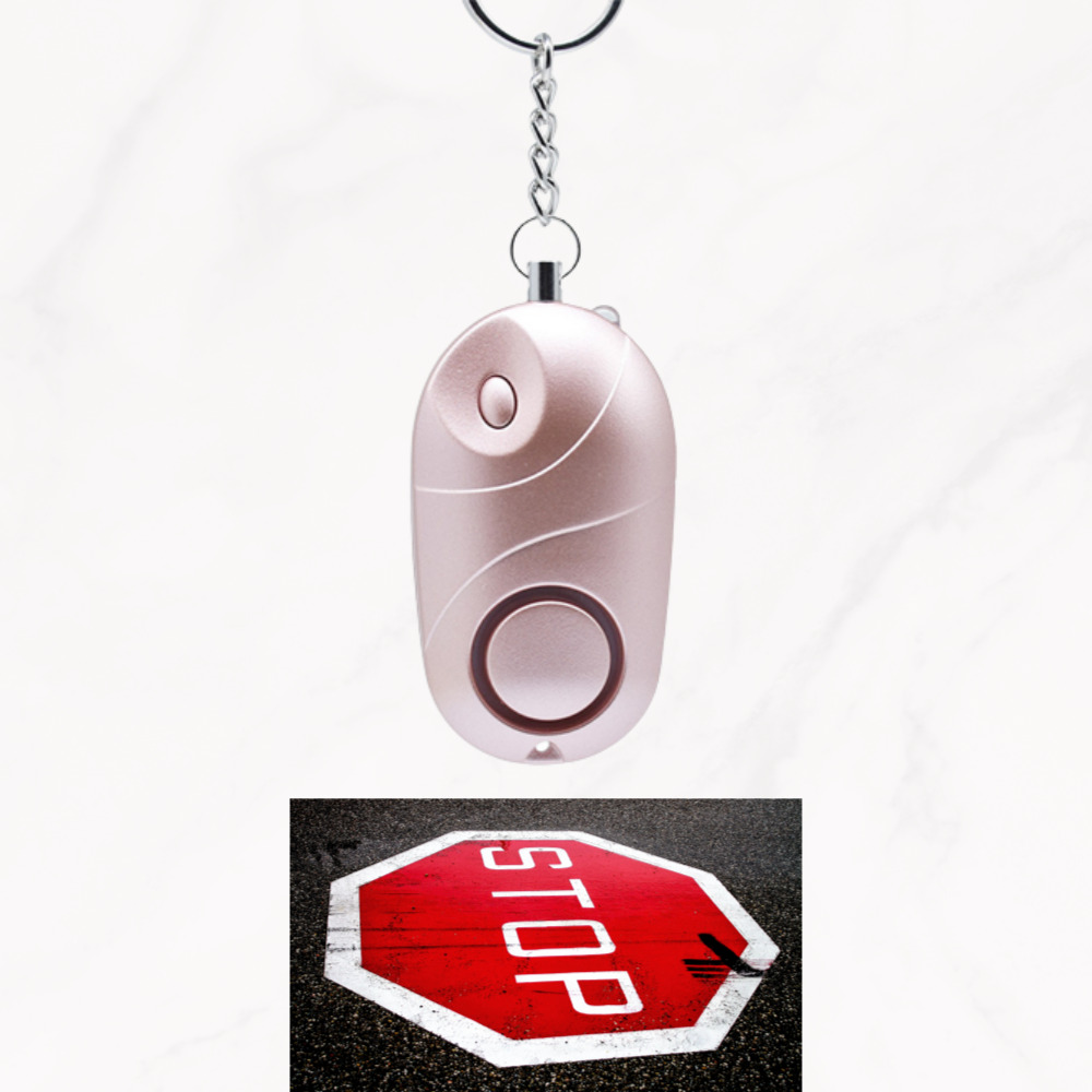 L-에센셜 열쇠고리형 휴대용 경보기 호신용 강력 사운드 경보음  위험상황 대처 퍼스널 알람 5,900원