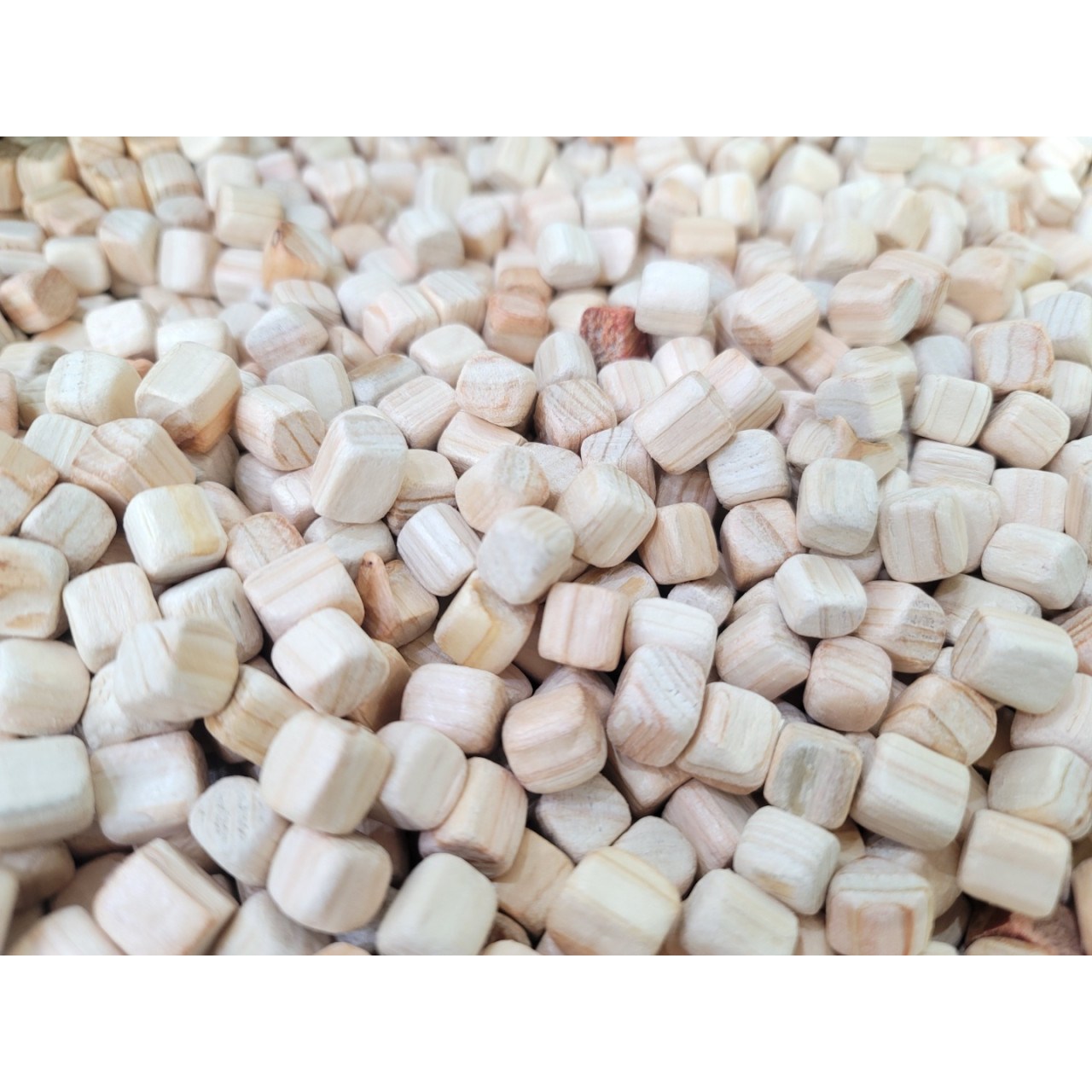 편백나무 큐브 칩 놀이세트 5KG 오감 촉감놀이 10mm 국내산 피톤치드 19,500원