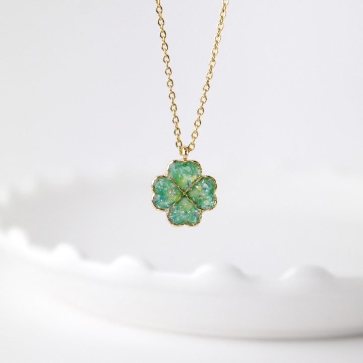 그린 클로버 써지컬 목걸이 써지컬스틸 네잎 클로버 크로버 자개 레진 18,800원