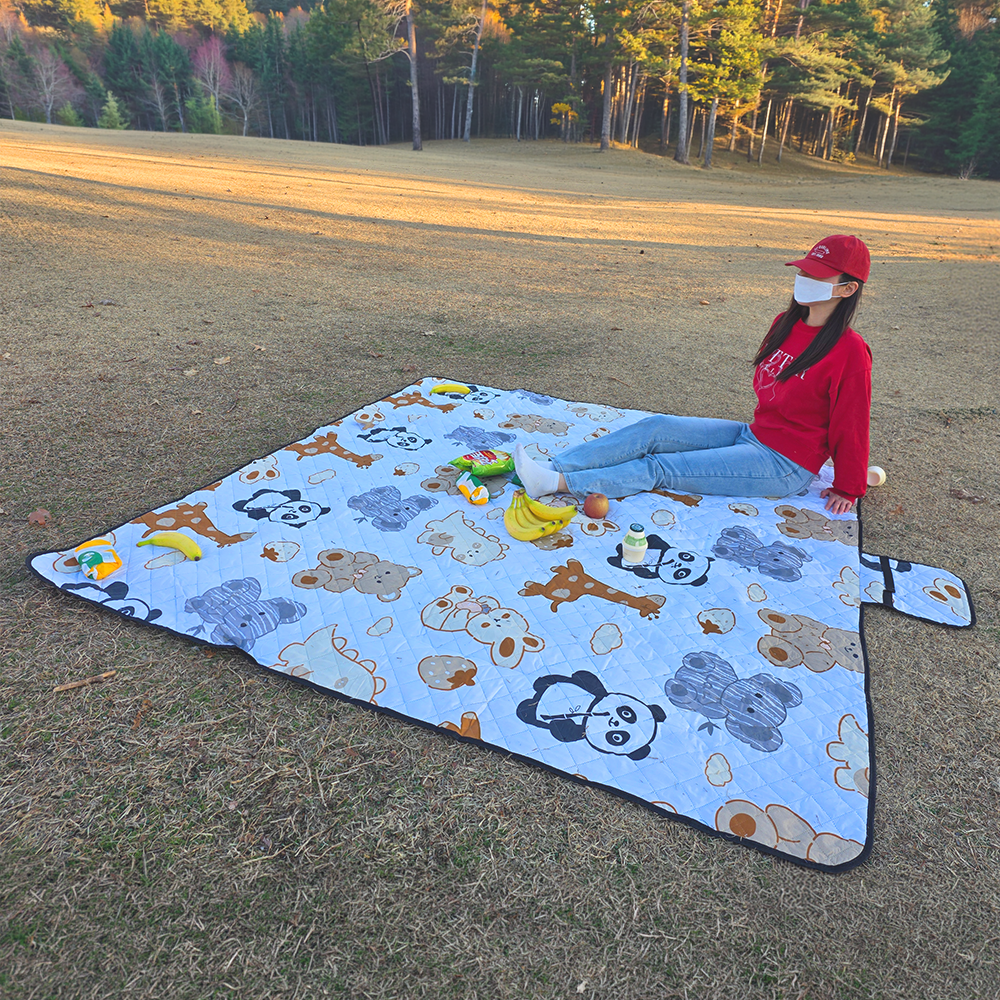 희비키 귀여운 동물 초대형 두꺼운 방수 돗자리 29,800원
