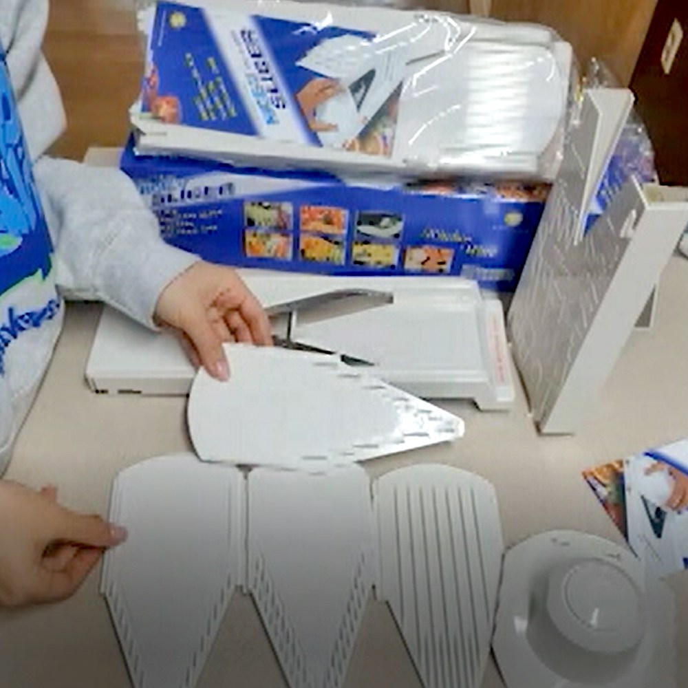 베스트 만능 멀티채칼세트 나이스브이 슬라이서 야채다짐기 채썰기도구 슬라이스채칼 45,000원