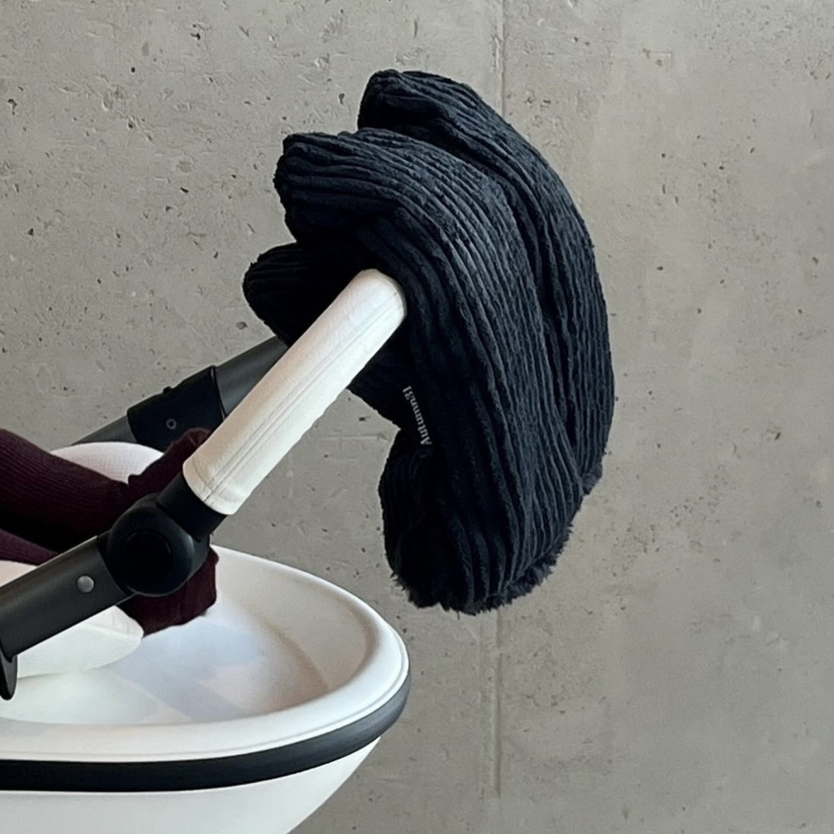 어텀31 코듀로이 유모차 장갑 핸드머프, 1세트, 블랙 16,900원