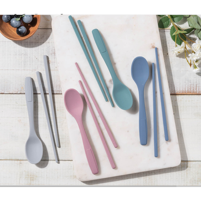 국산 실리콘 어린이 수저 (4색) 아동 도시락 숟가락 젓가락 세트 7,500원