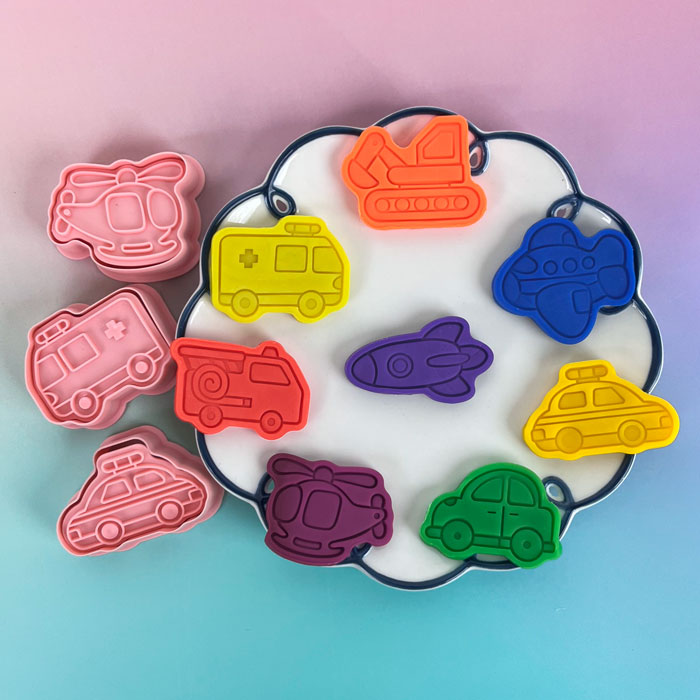 캐롯캐롯 비행기 자동차 헬리콥터 탈것 쿠키틀 클레이몰드 베이킹도구 8종 (밀대 증정) 9,300원