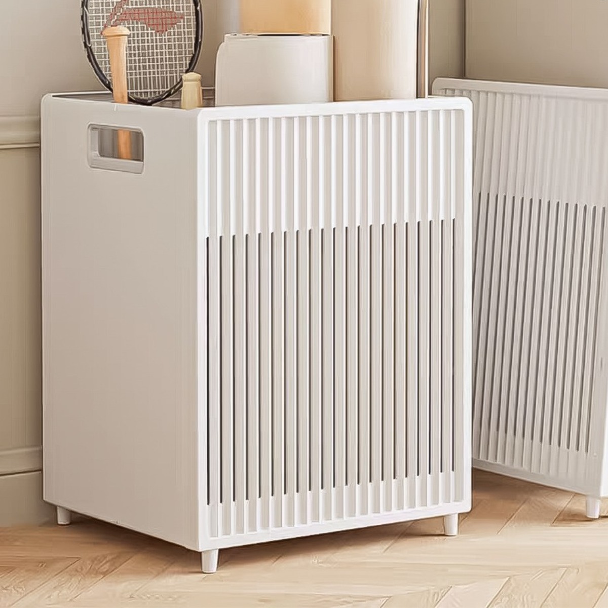 엠컴퍼니 접이식 헬스용품 정리대 요가매트 운동기구 정리함 수납장 심플 화이트 [F290-W15p] 16,620원