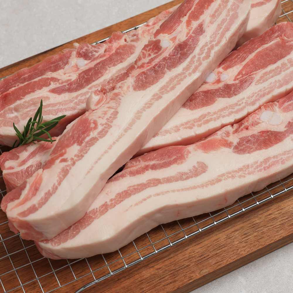 [한땀갈비] 초특가 삼겹살 부드럽고 육즙 가득한, 1개, 500g 12,000원