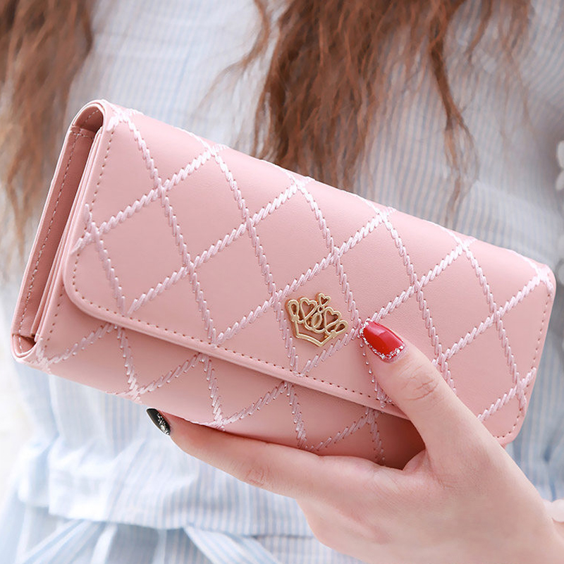 아펙토 여성용 하트크라운 장지갑 7,900원