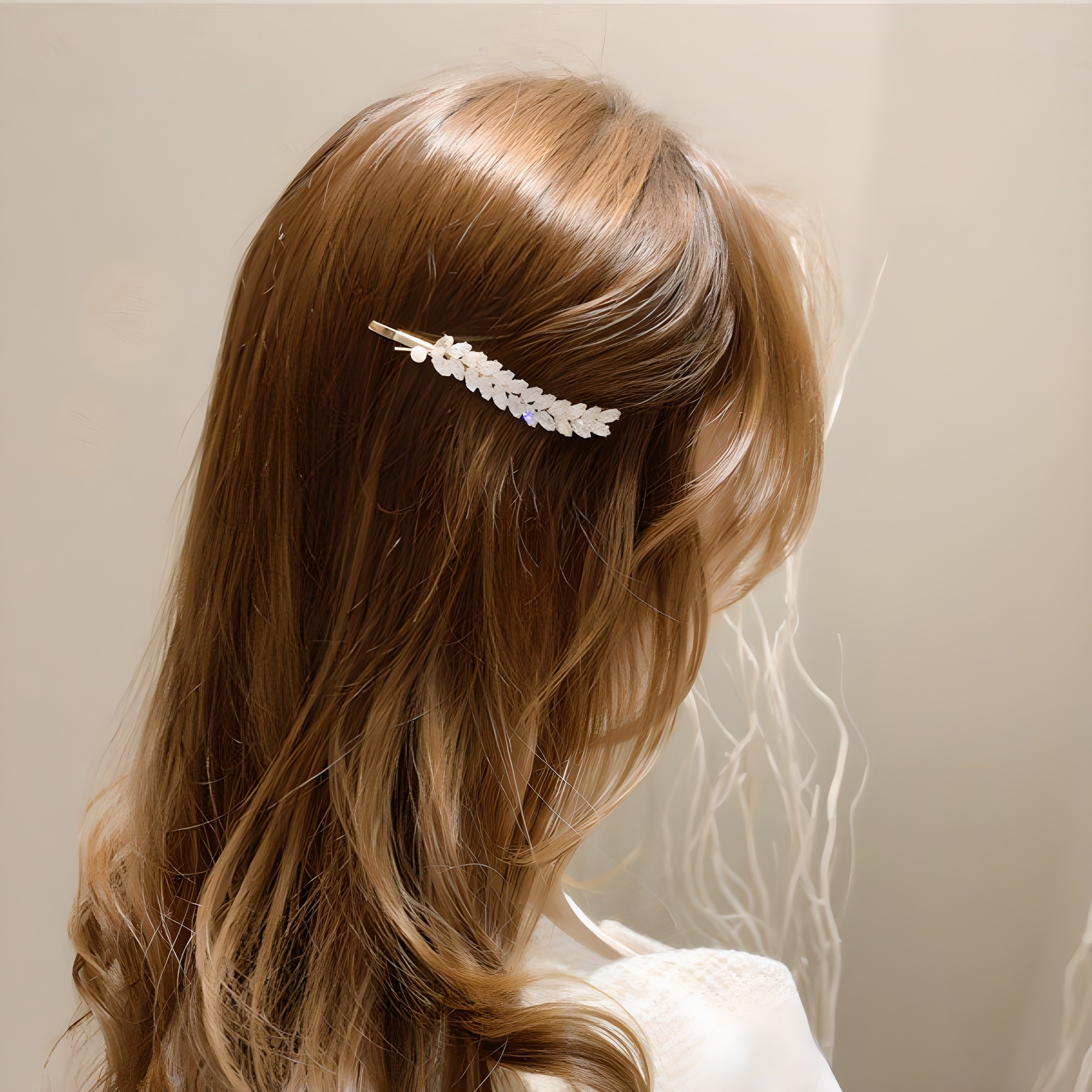 아즈블리 큐빅 진주 포인트 헤어핀 15,600원