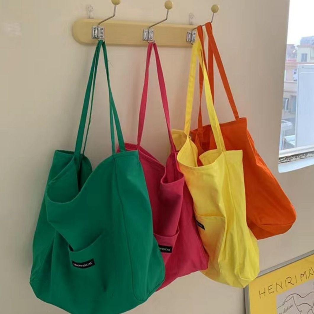 신상 데일리 비비드 에코백 토트백 수납력 좋은 파우치 칼라 캔버스 숄더 대용량 가방 14,900원