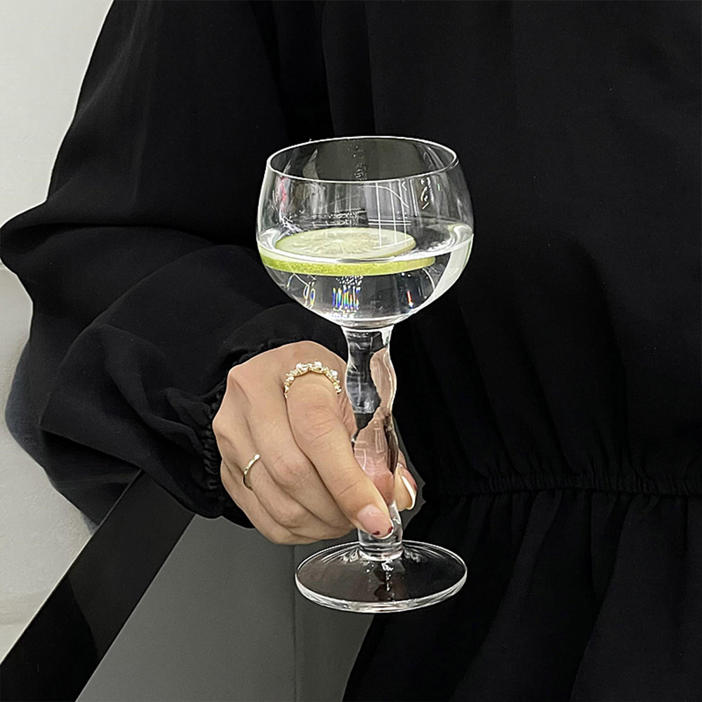 콜로세움 웨이브 와인잔 칵테일 쿠프잔 175ml 24,900원