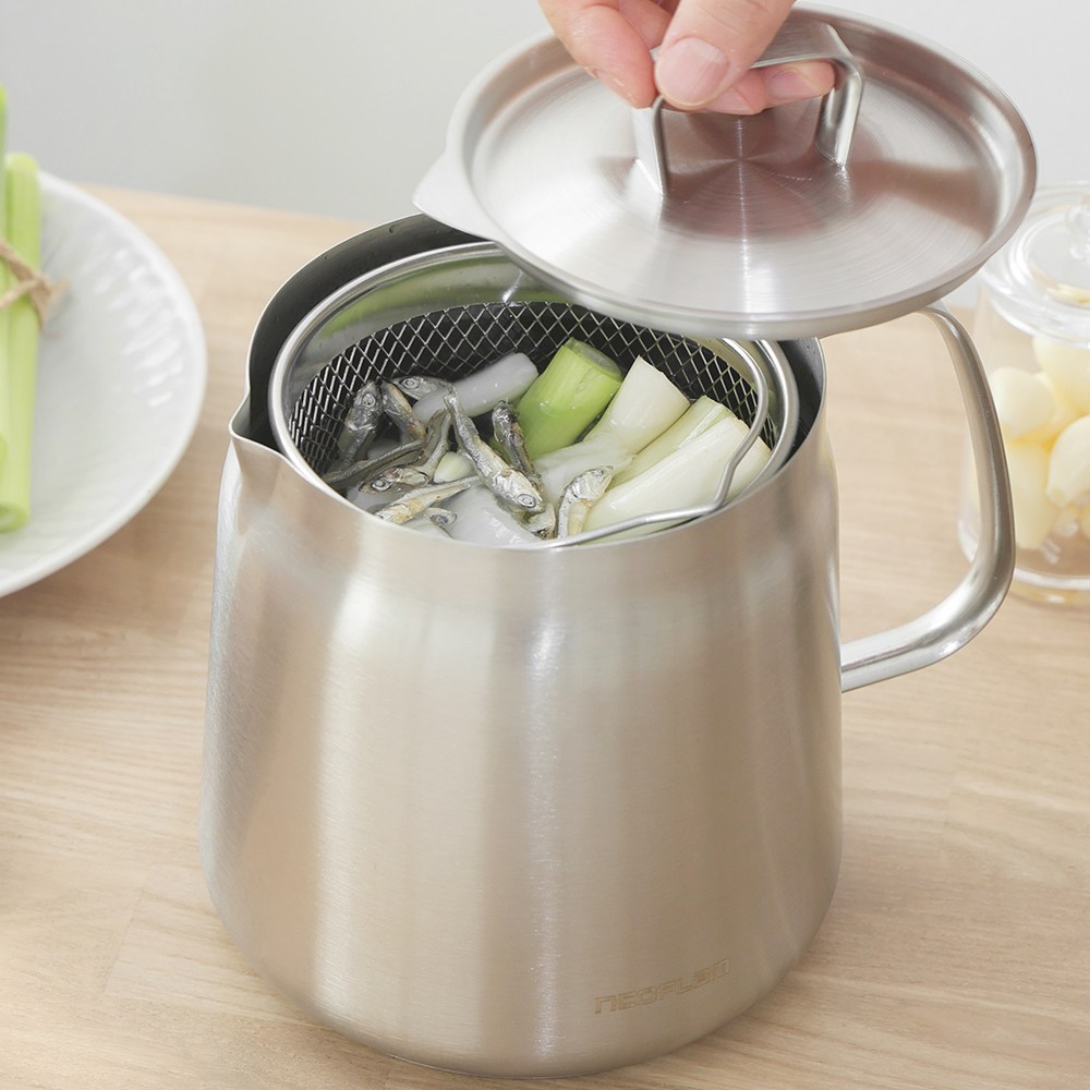 네오플램 인덕션겸용 스텐304 케틀팟 주전자 2L 채망포함 25,920원