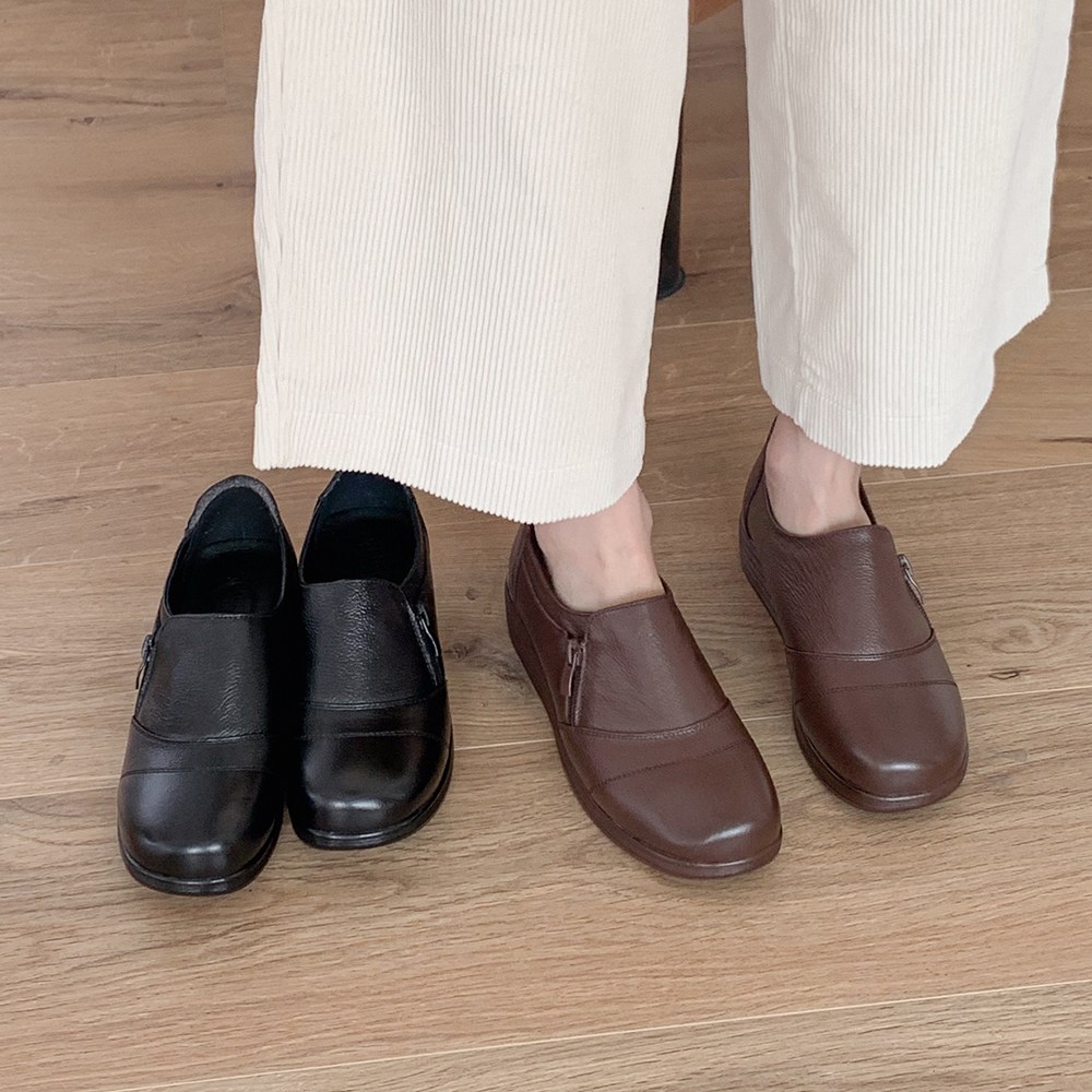 슈리오 여성 소가죽 클래식핏 통굽 단화 4cm 51,900원