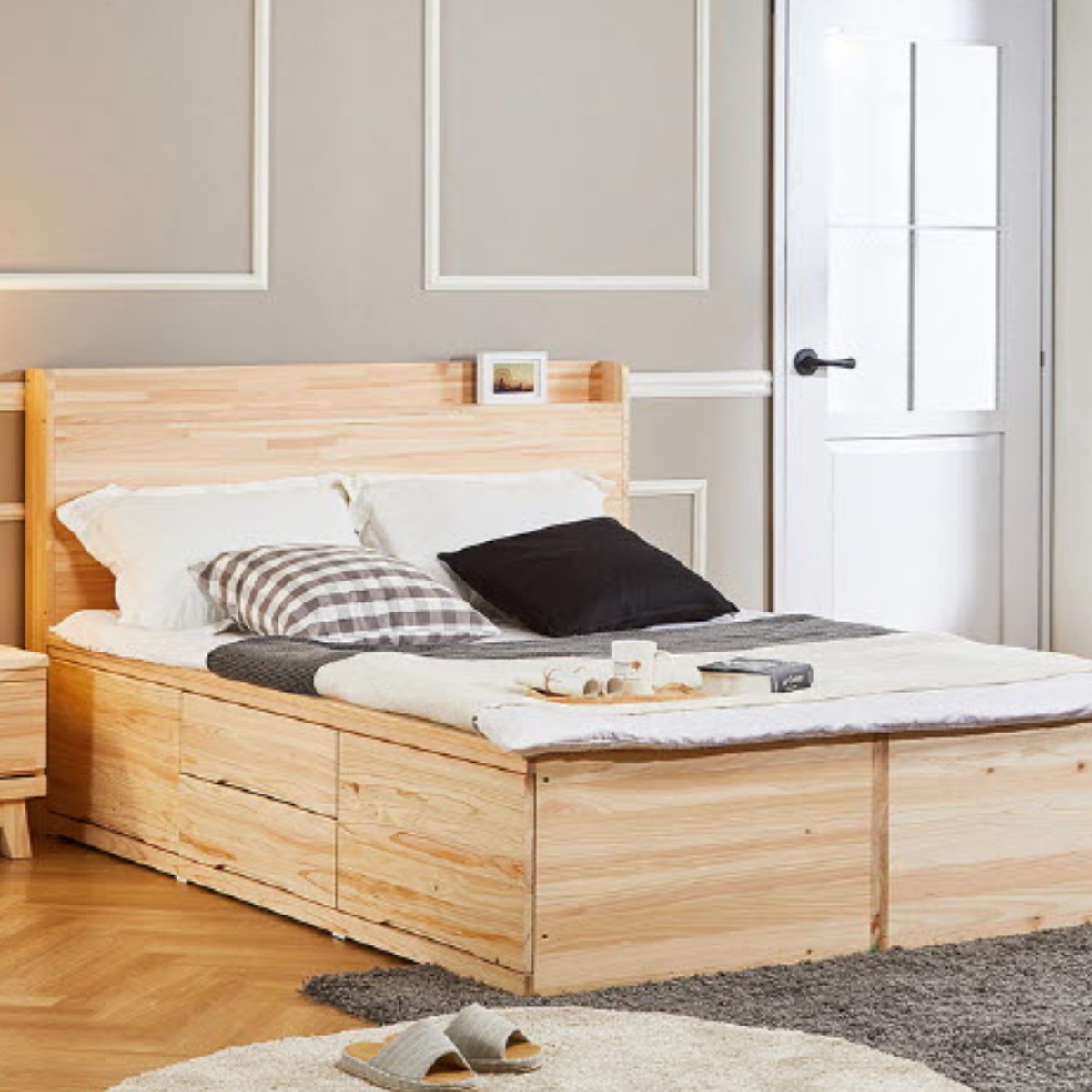 [인트리] 시프레 편백나무 2단 수납서랍 퀸침대 본넬골드매트 포함, 원목색 1,685,000원