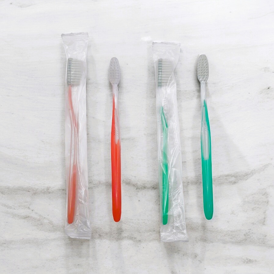 제이인터내셔널 일회용 칫솔 OPP포장 모텔 호텔 사우나 치과 업소용 6,650원