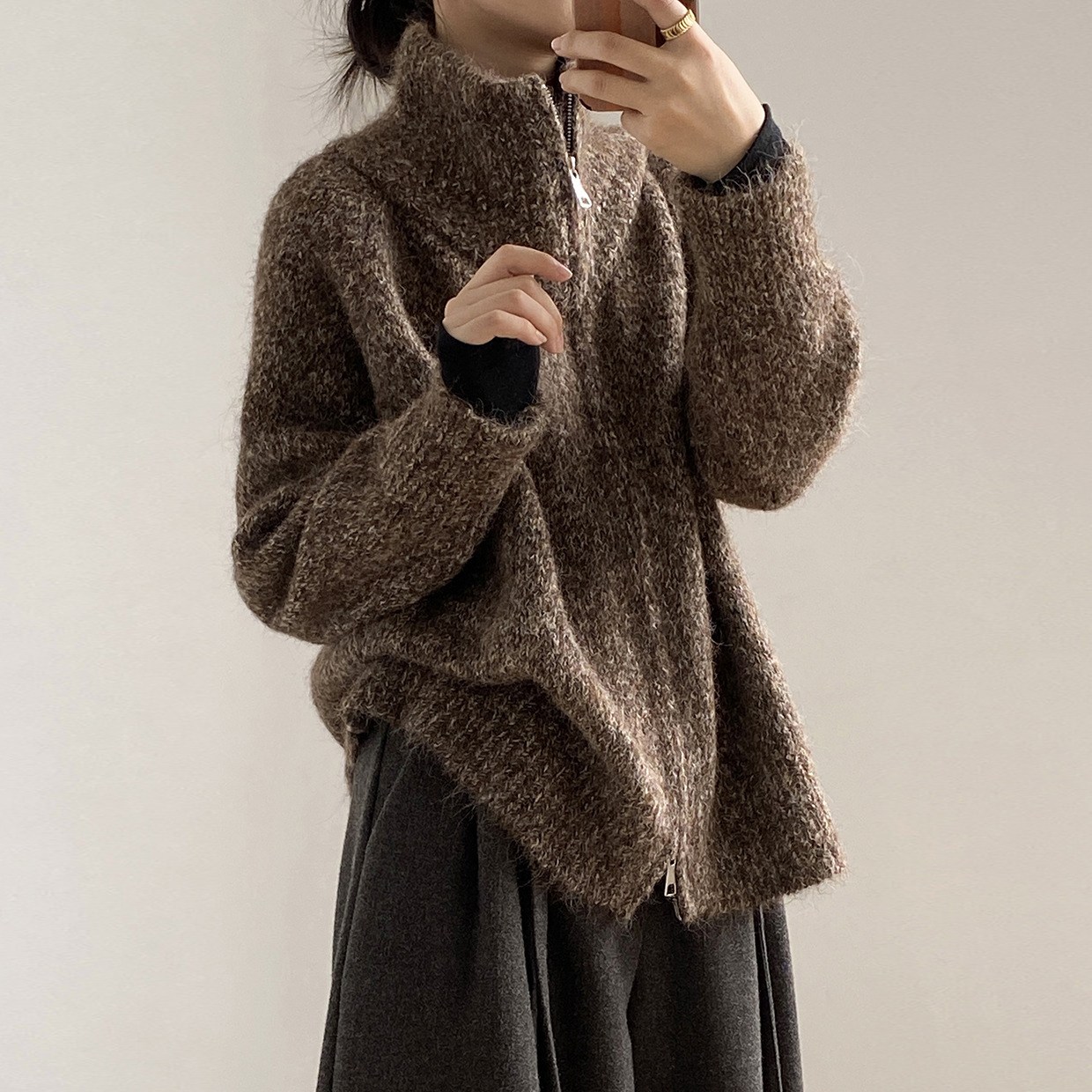 퀸앤조이 베네코 포근 하이넥 집업 니트 가디건 68,800원