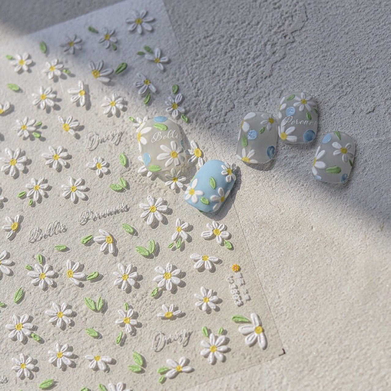 데이지 플라워 유화 입체 네일스티커 7,900원