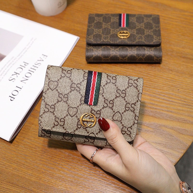 고급스러운 소가죽 여성 럭셔리 3단 카드 반지갑 35,000원