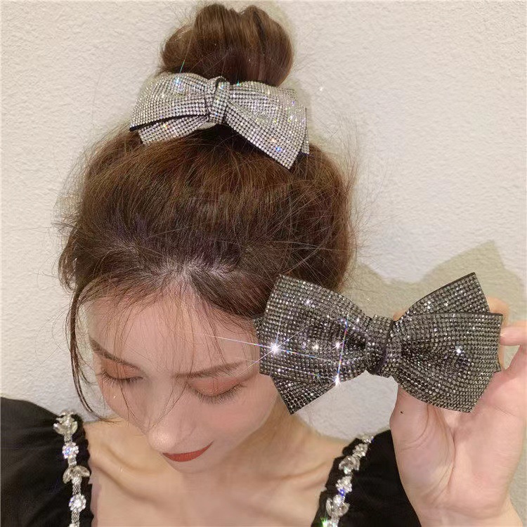 예삐스토어 1+1 반짝 큐빅 리본 헤어핀 리본핀 큐빅핀 반묶음 머리핀 긴머리 헤어집게 예쁜 9,900원