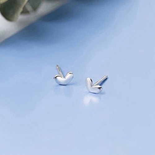 에르모사제이 여성용 데일리 심플 작은 미니 피어싱 하트 은 귀걸이 E002 18,080원