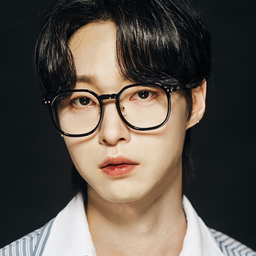 하루홀릭 사각 빅 오버사이즈 패션 복고 투명 뿔테 블루라이트 차단 안경 NB-32057 43,000원