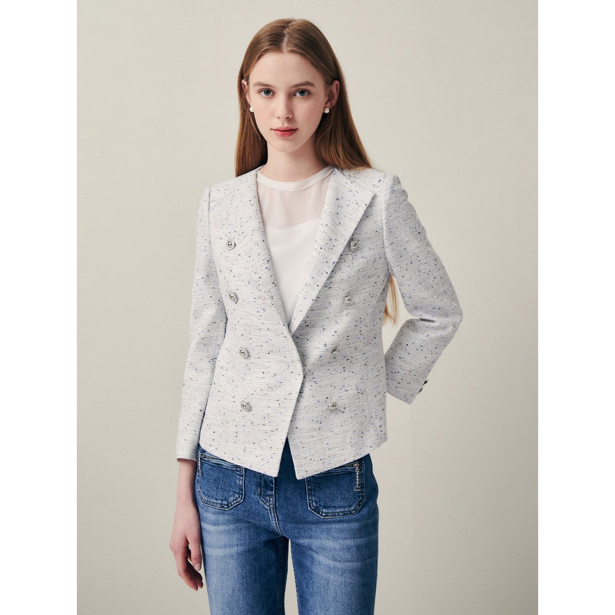 지고트 JR4A0JK319메탈 버튼 글리터 믹스 트위드 블레이저 781,500원