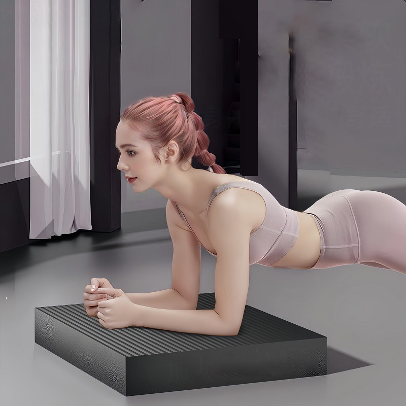 홈트레이닝 밸런스 패드 소음차단 미끄럼방지 두툼 헬스 요가매트 10,900원