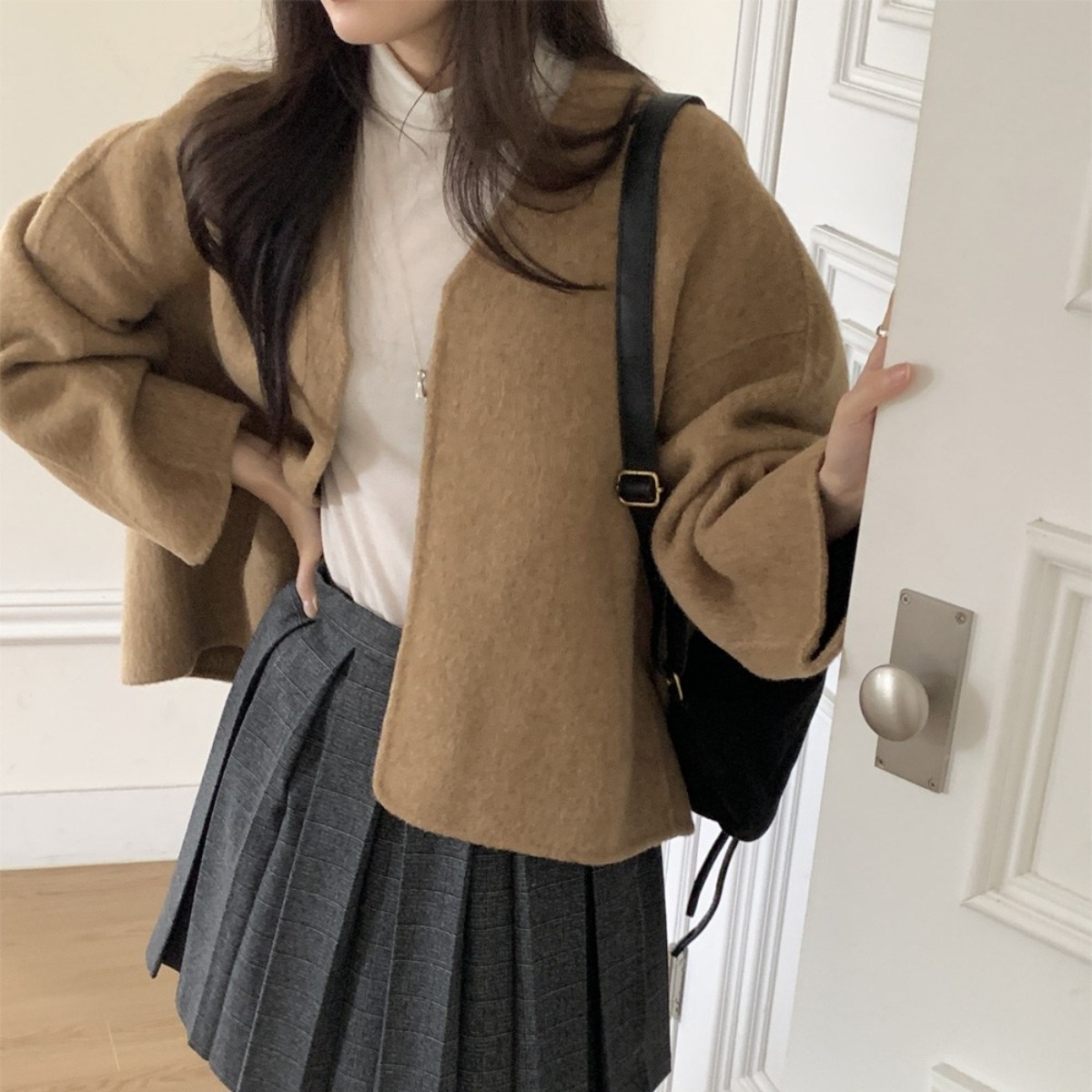 하보 여성 울 블렌드 노카라 하프자켓 부드럽고 따뜻한 데일리룩 69,000원