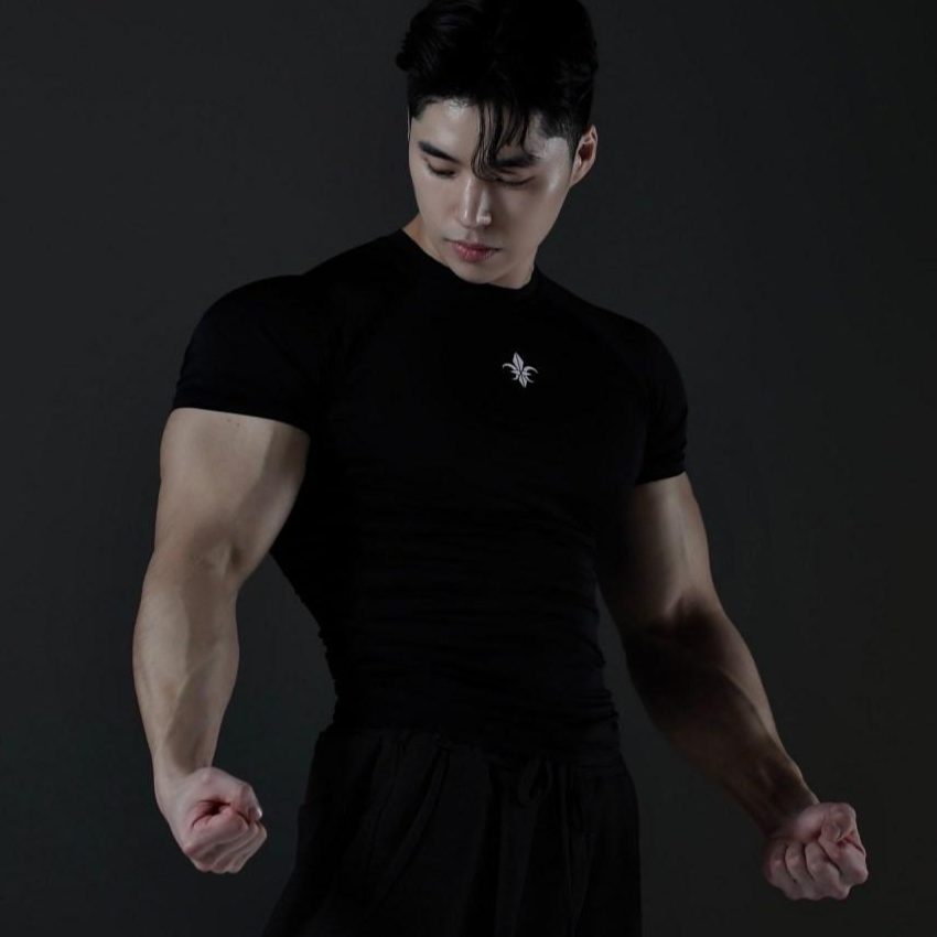 카미드 컴프레션 짐웨어 히트기어 운동복 45,000원