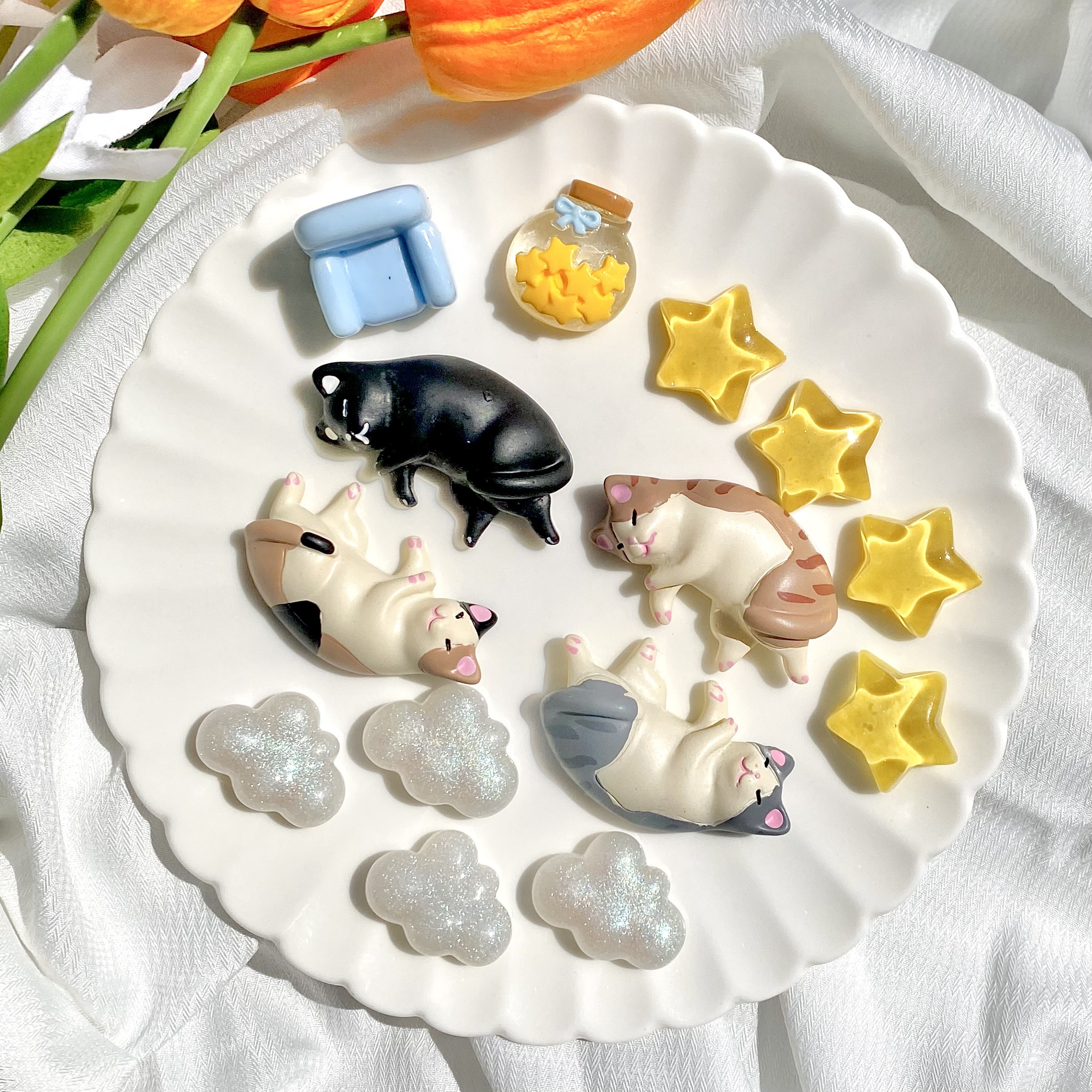 푹신푹신 구름속 꿈꾸는 고양이 신발 악세사리 세트 9,990원