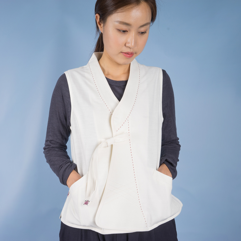 다오네우리옷 여자-슬라브 고름조끼 생활한복(개량한복) 48,000원