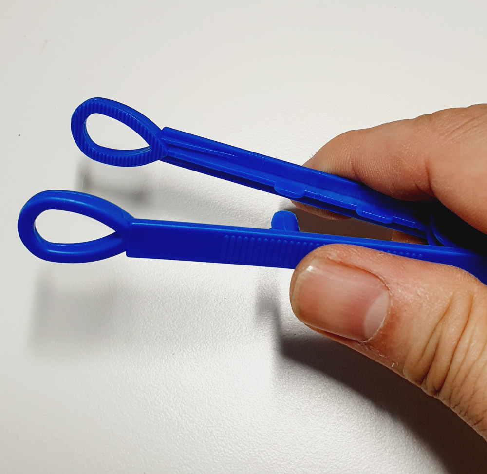 일회용 미니 플라스틱 실험용 다용도 핀셋 집게 10P 2,880원