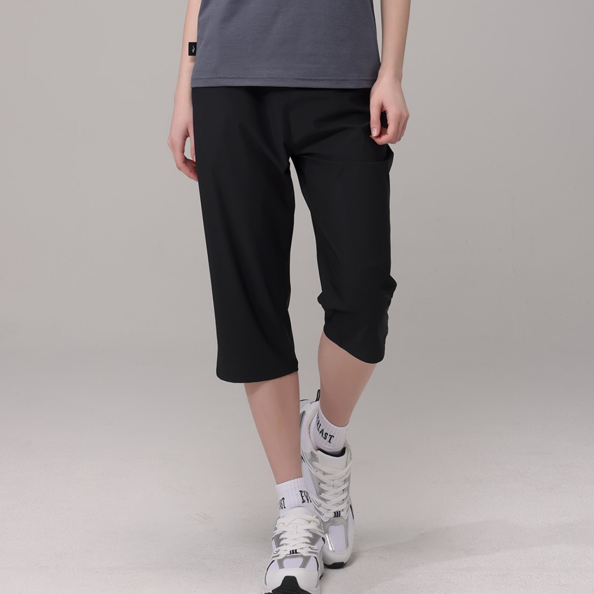 에버라스트 여성 스트라이프 폴리 7부팬츠 1+1 33,500원