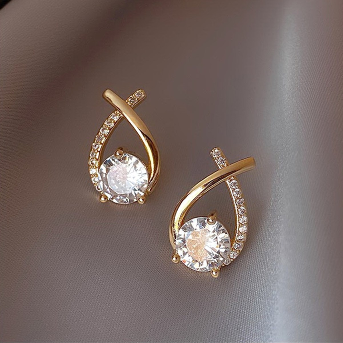 NXNA 925도금 14K 골드 세팅 호석 이어링 기품크로스 이어링 CZW-ED027 도금 42,000원