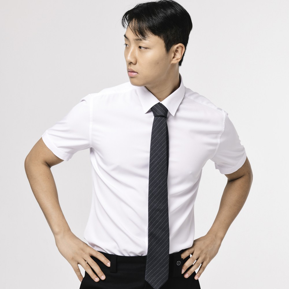 엘엑스티 남성용 반팔 구김없는 반슬림 냉감 와이셔츠 19,900원