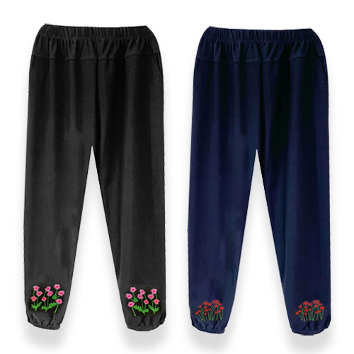 국민할매 엄마옷 할머니옷 자수 몸빼 바지[BSS] 블랙+네이비 2P 자수램덤 고무줄바지 춘추복 요양원옷 봄가을 일바지 19,800원