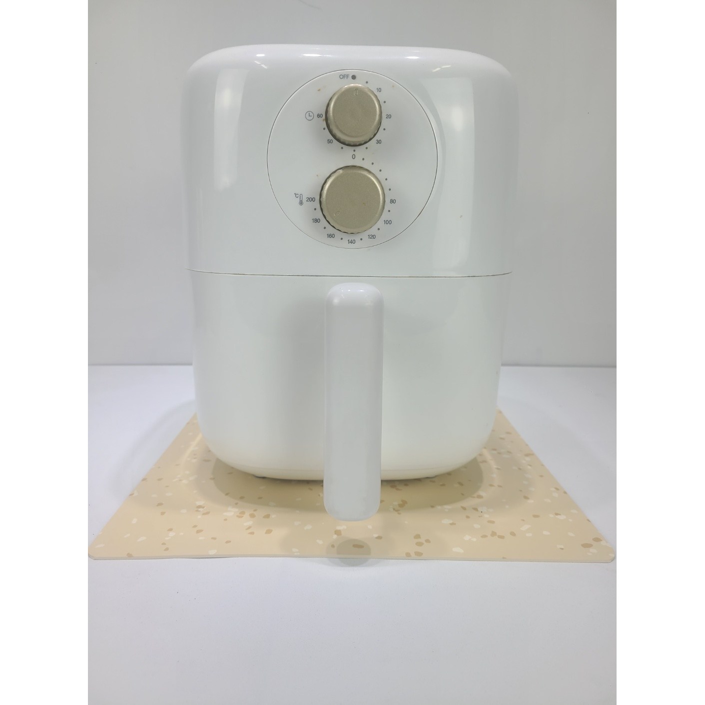 독일모티프매트 에어프라이어 받침대 열차단, 1개, 베이지피치 도트 18,900원