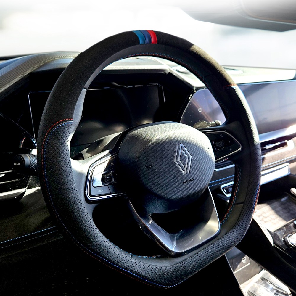 벤비아 그랑콜레오스 QM6 호환 D컷 나파 핸들커버 나파가죽 알칸타라 3색 스티치 핸들튜닝 그립향상 00604 16,500원